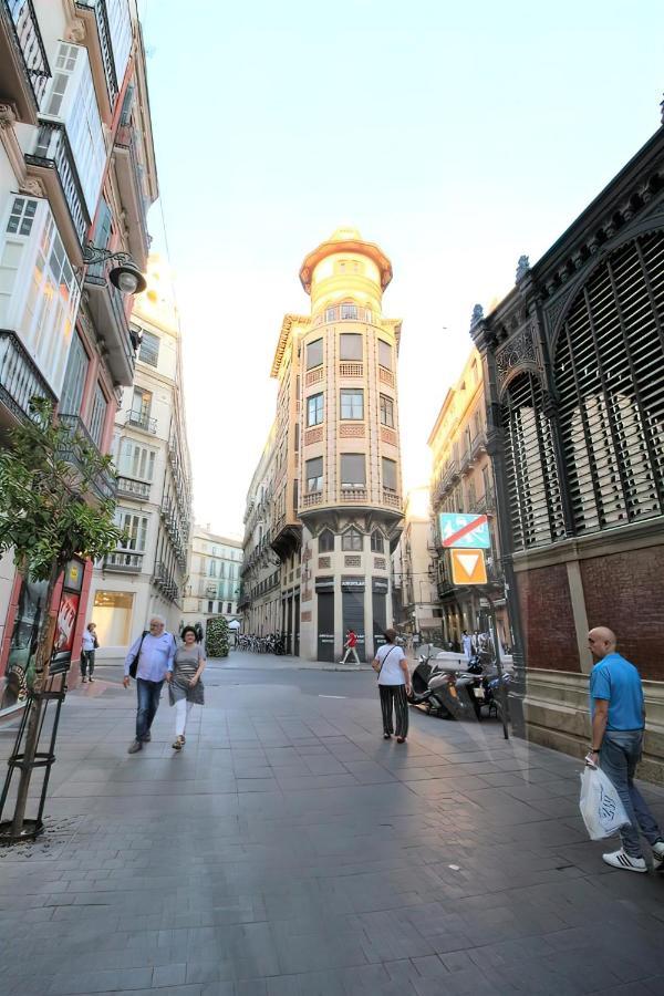 Lovely Suite With River Views And Parking Málaga Eksteriør bilde